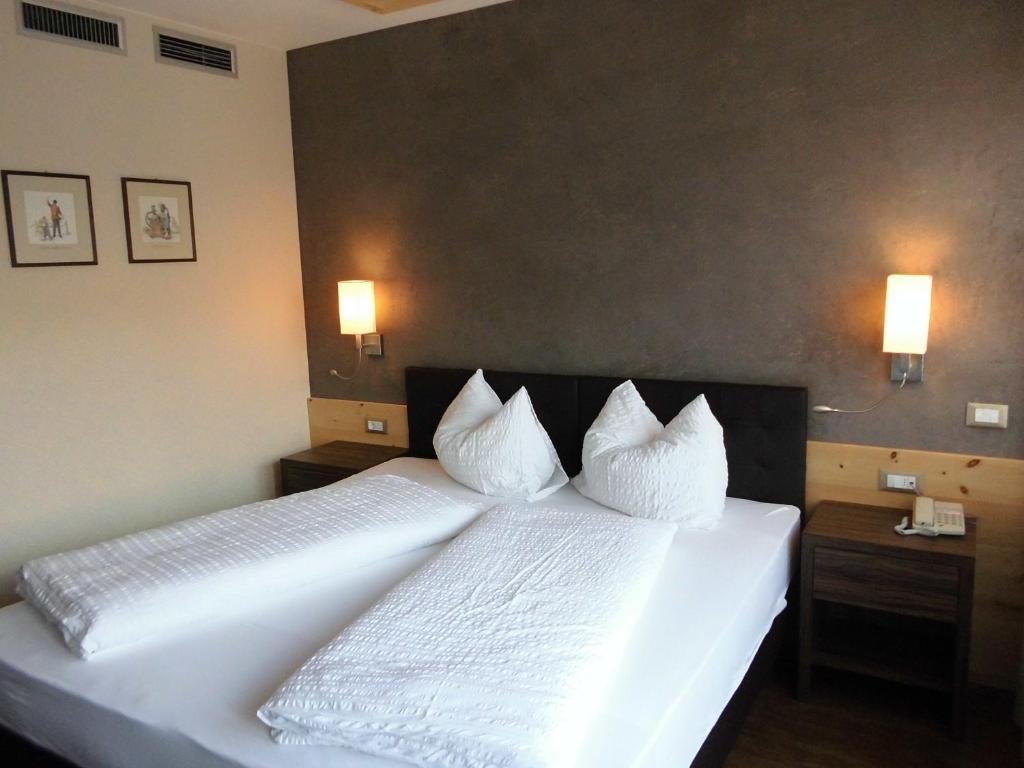 Hotel Zum Tiroler Adler Esterno foto