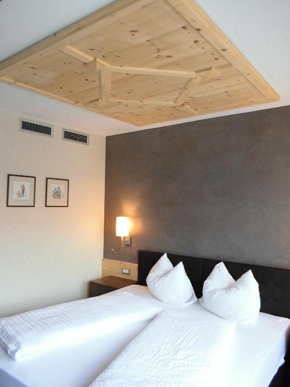 Hotel Zum Tiroler Adler Esterno foto